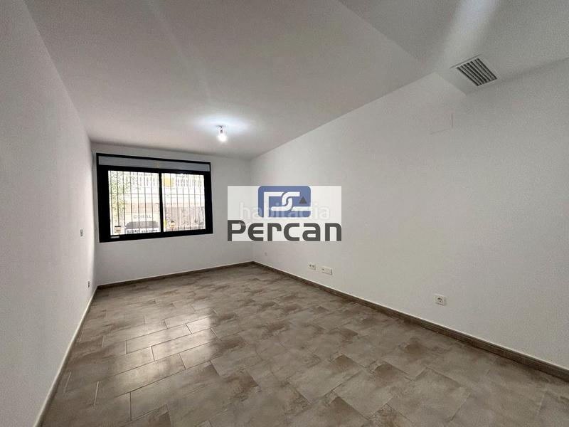 Foto c75bc283-d6cd-42cd-87dd-15884094f7ba. Planta baixa amb aparcament a Campello Playa Campello (el)