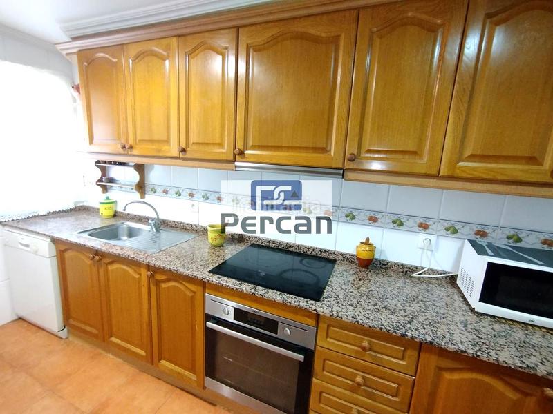 Foto 613f4016-79b4-41ce-b7d9-3e3b4ceecf59. Appartamento con parcheggio in Campello Pueblo Campello (el)