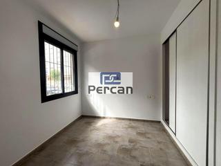 Rez-de-chaussée  Carrer del pla de sarrió