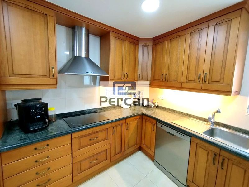 Foto bbf381c1-1260-4023-bf6f-213660d0148f. Duplex in Campello Playa Campello (el)