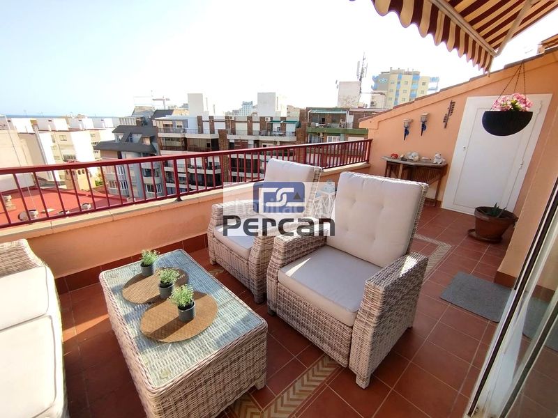 Foto f9bd9641-3bc6-439f-8b18-d60bc1c398e4. Duplex in Campello Playa Campello (el)