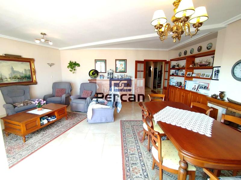 Foto 25ee0c7b-5c58-437e-a6f1-e03b8ac53913. Zweistöckige wohnung in Campello Playa Campello (el)