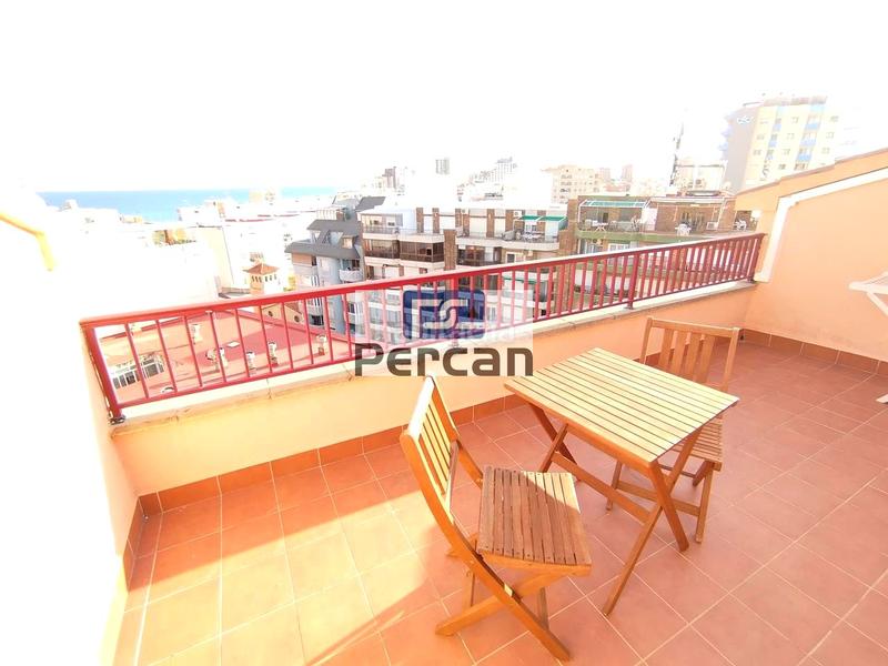 Foto 49f08c61-19c0-43c6-948d-dab498e461bc. Zweistöckige wohnung in Campello Playa Campello (el)