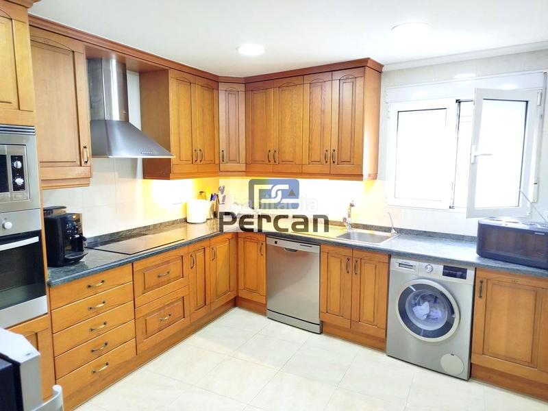 Foto 86a1de98-1b9b-4b5d-a332-283130977537. Zweistöckige wohnung in Campello Playa Campello (el)