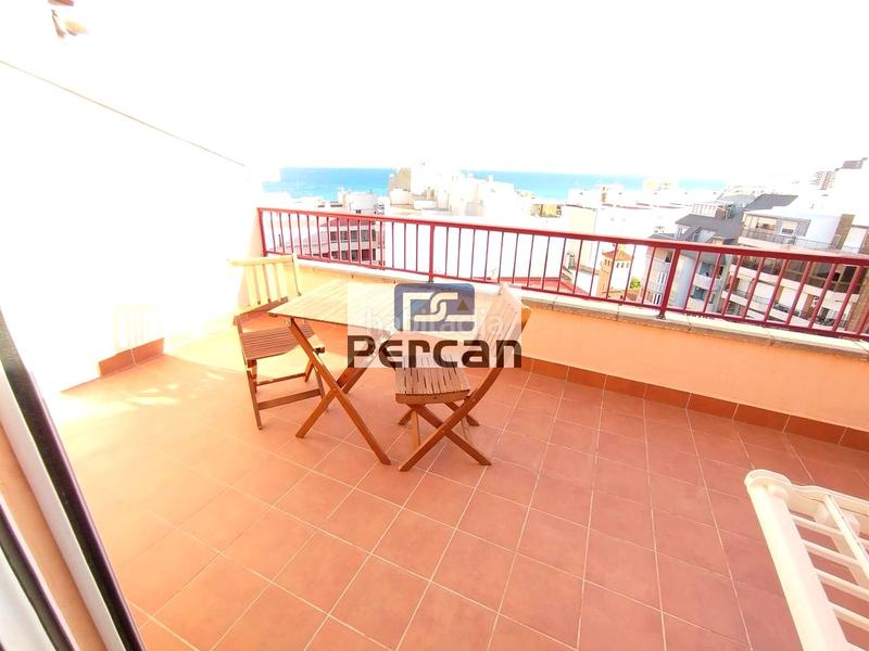 Foto 8b58d102-466a-400d-8861-12cf9fc3b025. Zweistöckige wohnung in Campello Playa Campello (el)