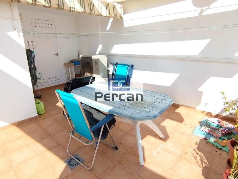 Foto 97ccf9e0-a263-4177-a7e0-3a7006cfffaf. A tre livelli con riscaldamento in Campello Playa Campello (el)