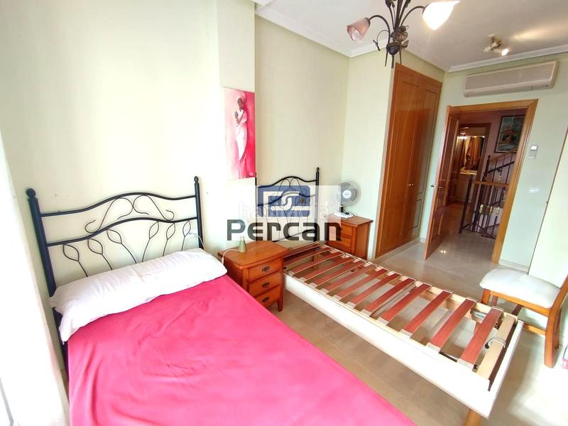 Foto f89d60ea-2cc0-4145-b83f-d6b37fd148aa. Dreistöckige wohnung mit heizung in Campello Playa Campello (el)