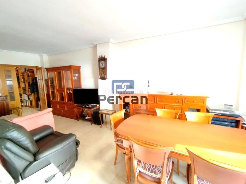 Foto ae561400-9e9d-4060-af44-73ff859f823b. Triplex with heating in Campello Playa Campello (el)