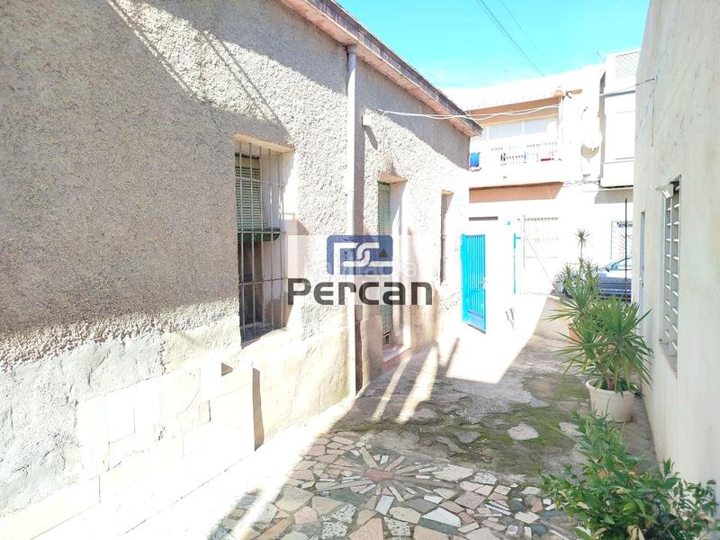 Foto 3461331b-3bf0-428e-a215-374bb91c0c7c. House with parking in Campello Pueblo Campello (el)