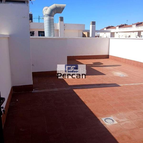 Foto b84fb9ae-cf4f-4956-853a-8e17b18fdc62. Duplex dans Campello Playa Campello (el)