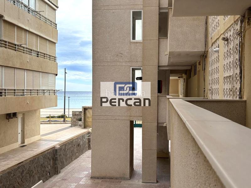 Foto 45fab85f-d7dd-428f-8dcb-8061b2fd110c. Etagenwohnung mit parking in Playa Muchavista Campello (el)