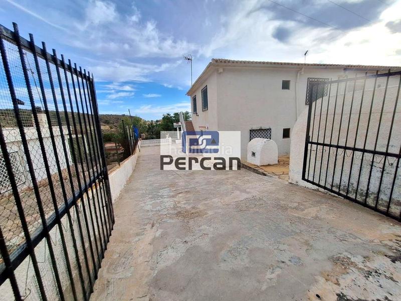 Foto b2d18c3c-2cd2-416e-b757-b5d3cd365017. House in Pueblo Acantilado-Lanuza Campello (el)