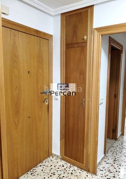 Foto 7be8166c-3ae7-4264-b3bc-10d18101fcf8. Pis a Campello Pueblo Campello (el)