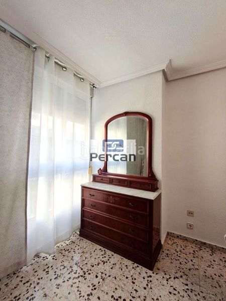 Foto 9df8be77-ce99-40e7-a798-f41845019da3. Pis a Campello Pueblo Campello (el)
