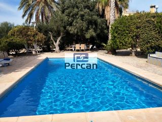 Haus  Partida atocha. Chalet de 575m2 y parcela de 6998m2.