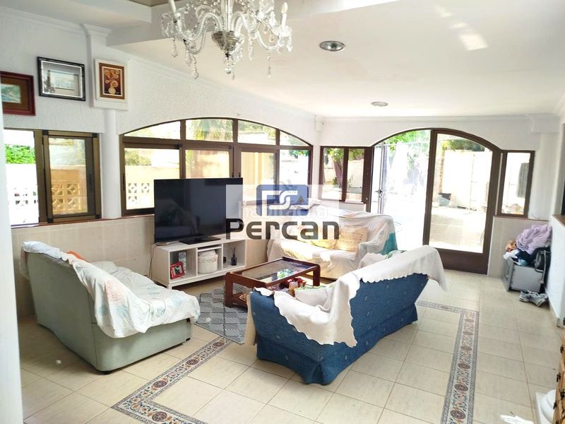 Foto d3374988-a896-44f7-8c07-d5aa0e7160bc. Casa adossada amb aparcament piscina a Playa Muchavista Campello (el)