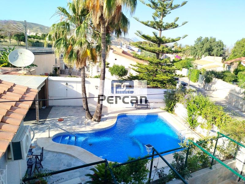 Foto 362bd5b0-6038-42bc-aa93-17e1bfe0eac0. Casa amb piscina a Pueblo Español-Coveta Fumá Campello (el)