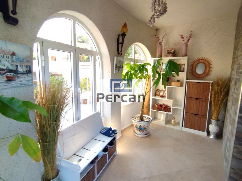 Foto 8870a272-030d-42f9-ac93-d80f63b71c5a. Casa amb piscina a Pueblo Español-Coveta Fumá Campello (el)