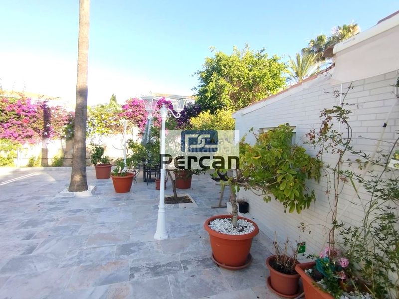 Foto e1b410ce-969f-427e-97e1-ce41a9ca8d6c. Casa amb piscina a Pueblo Español-Coveta Fumá Campello (el)