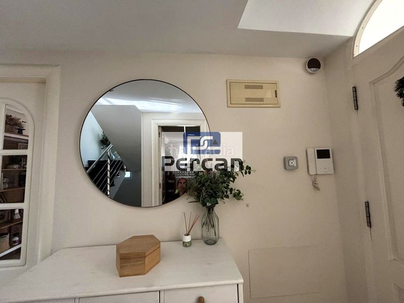 Foto dd2e9f6c-294e-4dfa-b984-c4ac9ad5f52b. Casa amb calefacció piscina a Campello Playa Campello (el)
