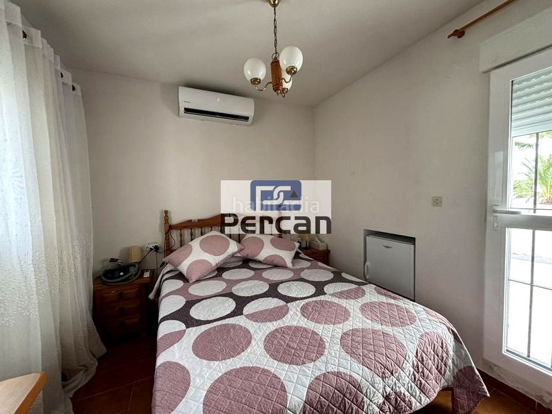 Foto 84e25f28-8e6b-439d-bfa3-b9cabcceb1c4. Casa amb piscina a Pueblo Español-Coveta Fumá Campello (el)
