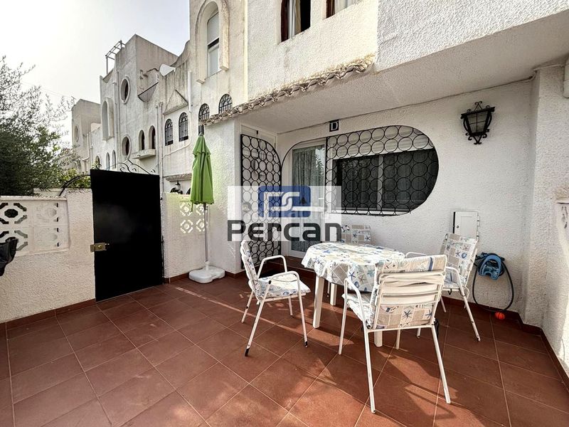 Foto 89812cda-c619-4234-82d0-f1c7a115c899. Casa amb piscina a Pueblo Español-Coveta Fumá Campello (el)
