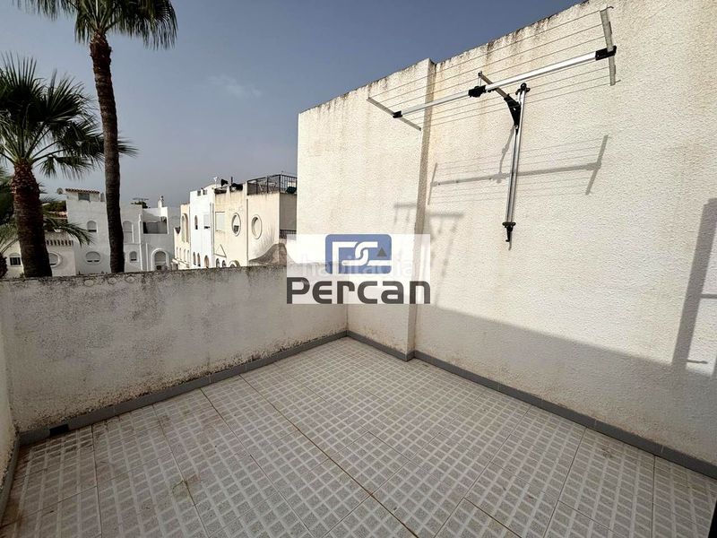 Foto bd82650b-b3a5-4fa5-858c-afecbc666f23. Casa amb piscina a Pueblo Español-Coveta Fumá Campello (el)