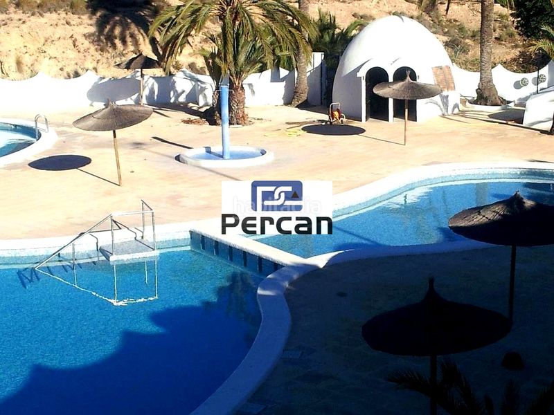 Foto c2a24b50-7264-4d9a-acb3-d94e0ee444dd. Casa amb piscina a Pueblo Español-Coveta Fumá Campello (el)