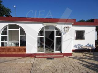 Propriété à Casco Urbano. Finca rústica con 2 casas legalizadas