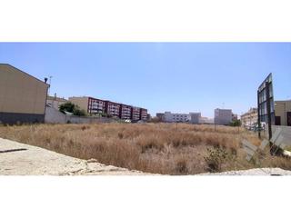 Propriété à Casco Urbano. Terreno en venta en vinaròs