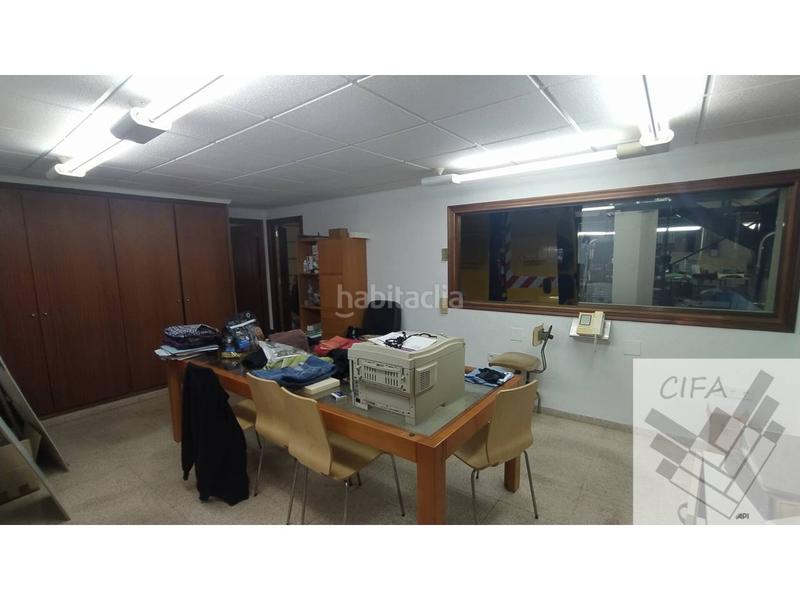 Foto 5a4a6314-ece9-4aeb-8269-c37b77657d8d. Nave industrial  en venta en nucli urbà en Vinaròs