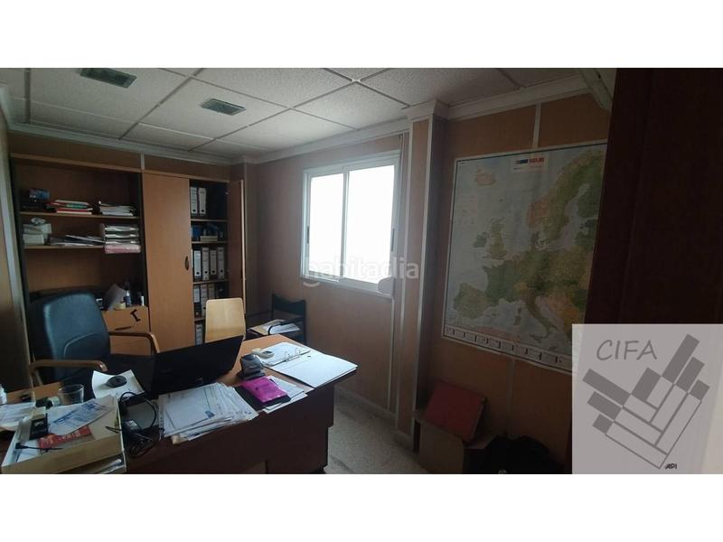 Foto ccb8e2a4-a49d-4ef4-9e66-757172837277. Nave industrial  en venta en nucli urbà en Vinaròs