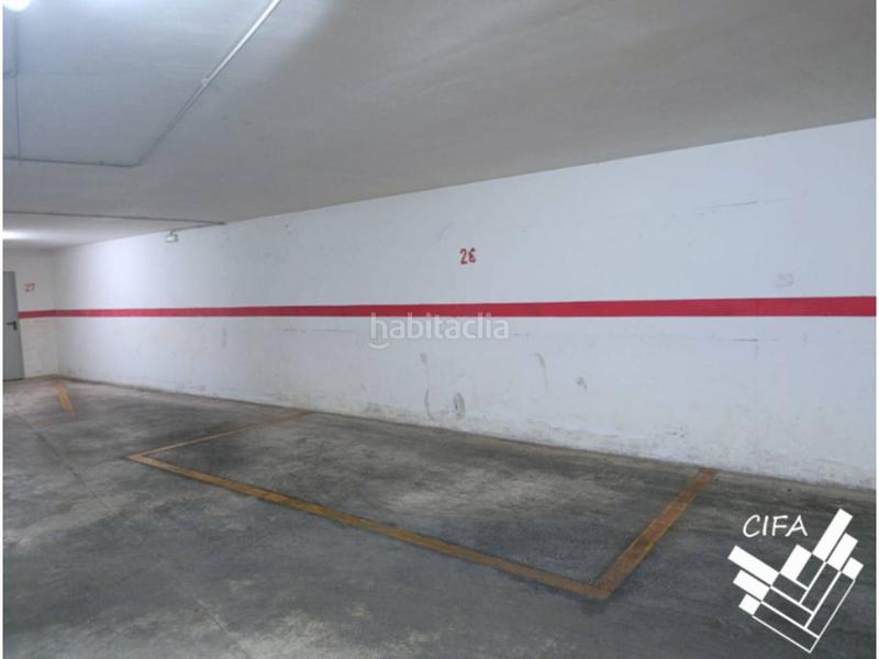 Foto 0191051b-0a6a-404d-b731-4c0807172d21. Parking coche se venden plazas de garaje en vinarós en Vinaròs