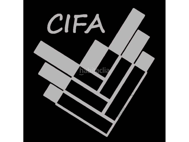 Foto 559f43e8-7ab0-4e4b-924d-2d4adf313234. Parking coche se venden plazas de garaje en vinarós en Vinaròs