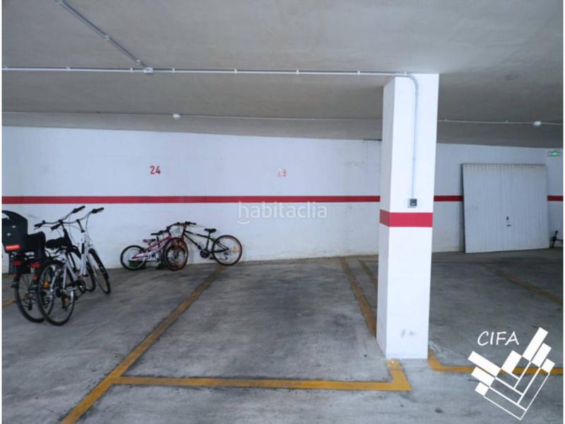 Foto 9b9adee8-2c3b-4c43-b6a5-5f66f039dcce. Parking coche se venden plazas de garaje en vinarós en Vinaròs
