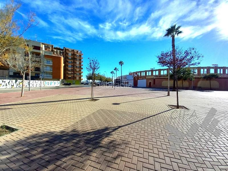 Foto 15771e8a-a0c5-4efb-8e16-5f84d59d4aed. Terreno residencial se vende solar en plaza 1 de mayo en vinarós en Vinaròs