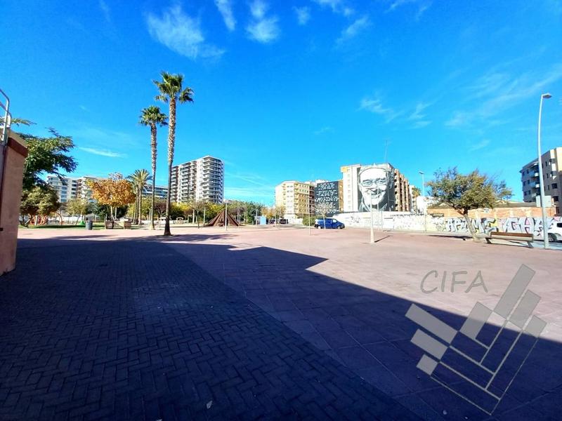 Foto 7f5e6058-9678-457c-a7b3-b3f3bd198dd3. Terreno residencial se vende solar en plaza 1 de mayo en vinarós en Vinaròs