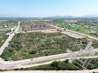 Terrain industriel à Castellón 1. Obra parada en campo de golf de san jordi! oportunidad para prom