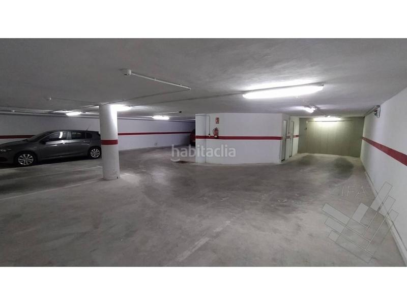 Foto fe48b641-f358-4284-b366-7d88068c8af8. Parking coche se vende plaza de parking y trastero en Benicarló