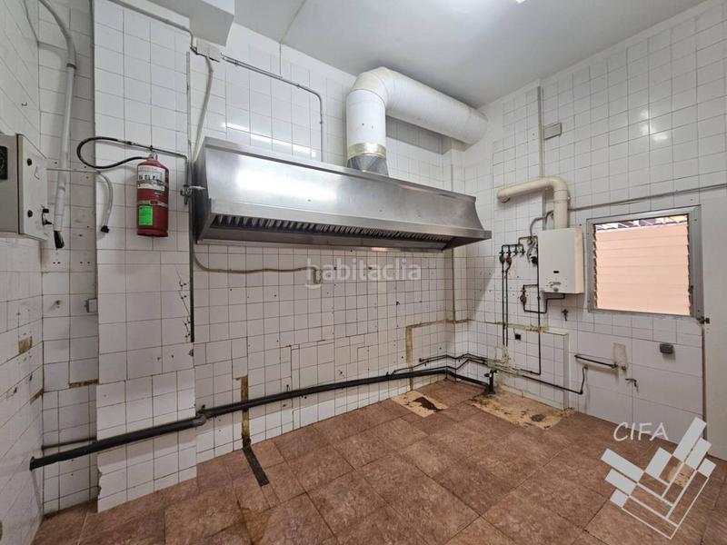 Foto 9f76d238-dc5b-4d39-98c4-1c40f902a466. Local comercial  en venta con licencia de restauración en vigor en Vinaròs