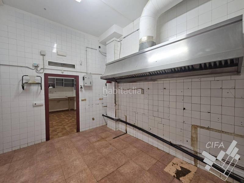 Foto d3fee877-db82-473b-ad82-2475d4fb747d. Local comercial  en venta con licencia de restauración en vigor en Vinaròs