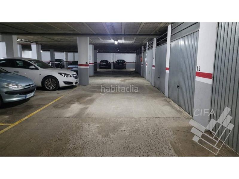 Foto 913de3e6-44d4-4516-85a6-cb5522aef599. Parking coche parking cerrado en venta en Casco Urbano Vinaròs