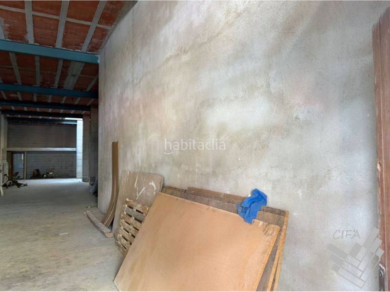 Foto 7325e742-2d6f-4cd6-a755-3901f2668699. Alquiler local comercial almacén en alquiler en ubicación céntrica en Vinaròs