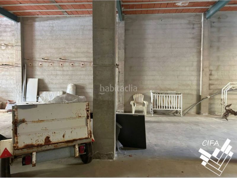 Foto e52cb977-ee4d-4651-acd2-f51ac487c7f5. Alquiler local comercial almacén en alquiler en ubicación céntrica en Vinaròs