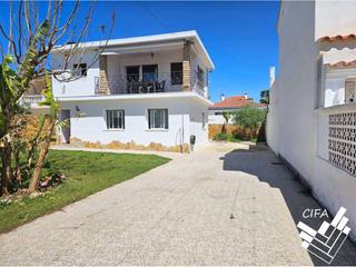 Maison  Batallola. Casa independiente con jardín