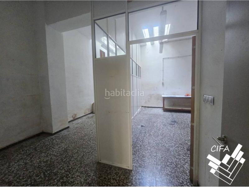 Foto c11a5a8a-3e2c-47f5-881b-6b06631fa47a. Alquiler local comercial local en alquiler en nucli urbà en Vinaròs