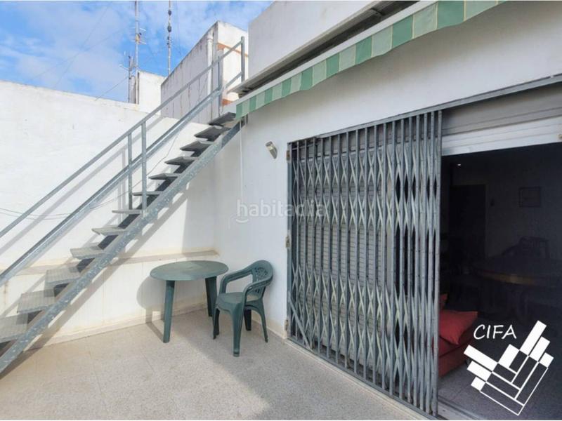 Foto 570b8990-20a9-4c51-934c-c26956aa23f1. Casa a Casco Urbano Vinaròs