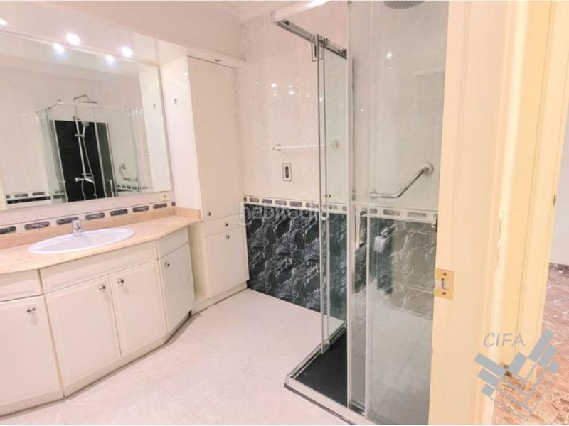 Foto 4266ca94-a4f8-495a-8b71-32df39a795f4. Flat with heating in Casco Urbano Vinaròs