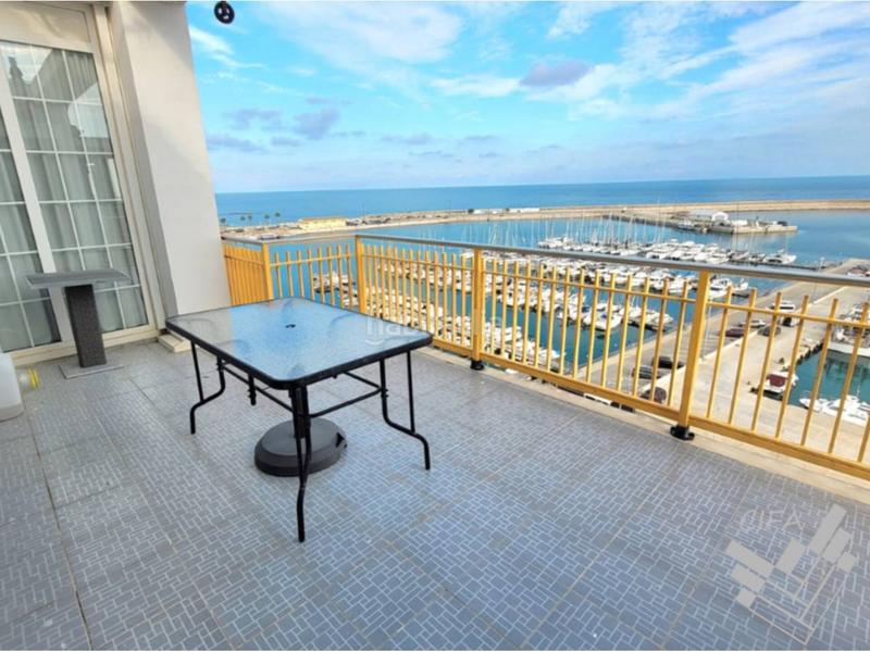 Foto e8d08efb-75d4-4d80-924f-be84caf2d2e4. Flat with heating in Casco Urbano Vinaròs