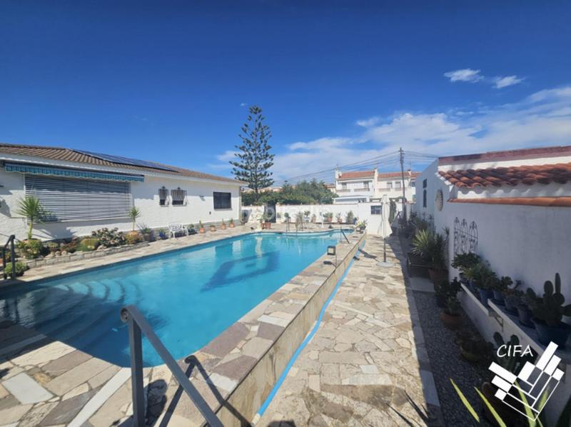 Foto 1b7e0fe2-356d-4be3-bdd4-f8f6b64475b4. Chalet con parcheggio in Costa Norte Vinaròs